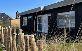 Bungalow Sunny, Lekker Uitwaaien Op Het Strand!